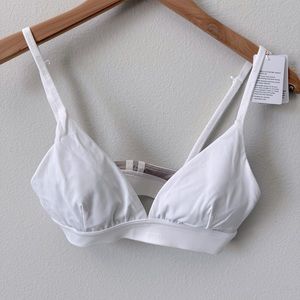 NWT Lululemon License to Train Triangle Bra *Light Support, A/B Cup White Size 4